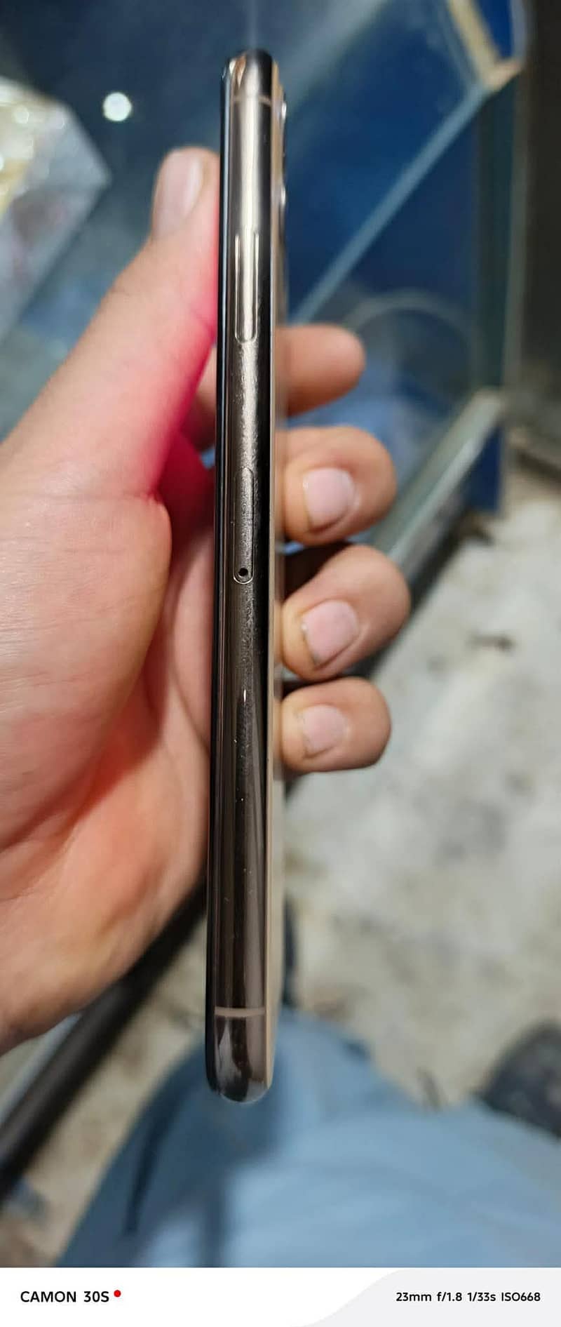 Apple iPhone 11 Pro Max 3