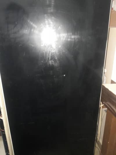 selling my fridge in working condition non inverter  no frost