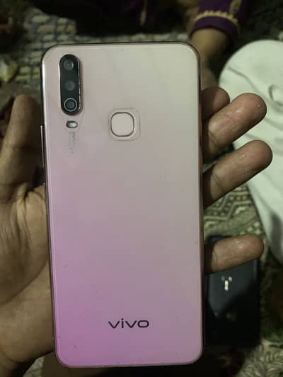 Vivo y17
