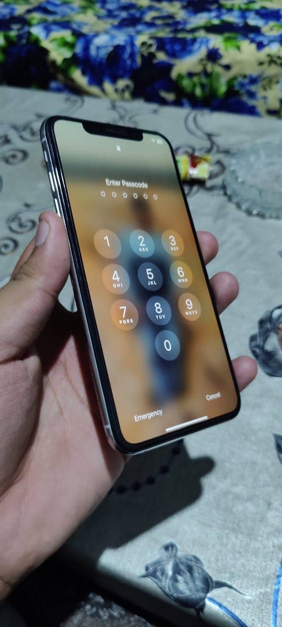 Xs max 1