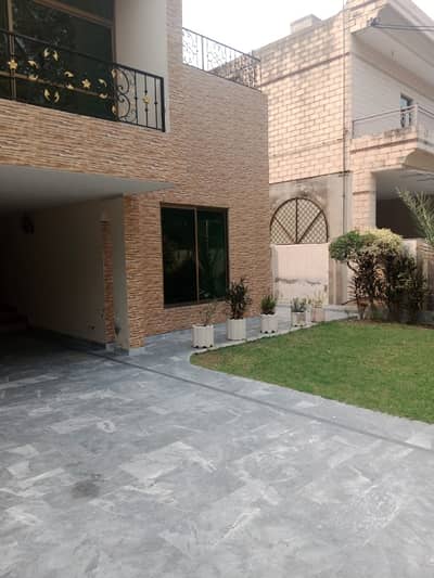1 kanal house available for rent double storey in wapdatown extension phase 1 Lahore by Fast property services