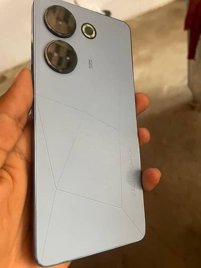Tecno camon 20  10/9