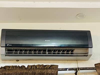 gree G10 1.5 ton DC inverter chilled cooling