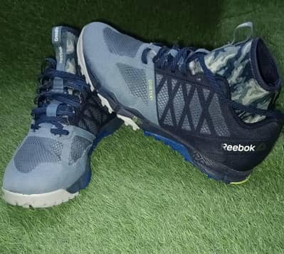 Reebok Original Sports Shoes – Size 39 | Stylish & Comfortable 