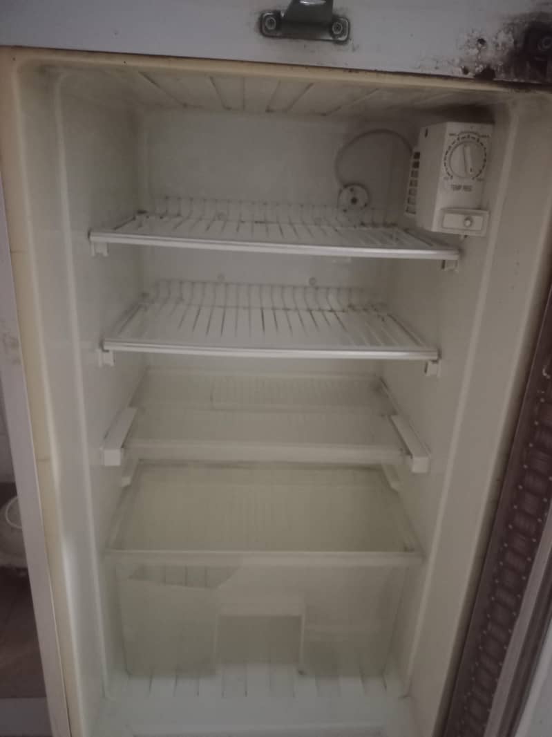 Refrigerator 5