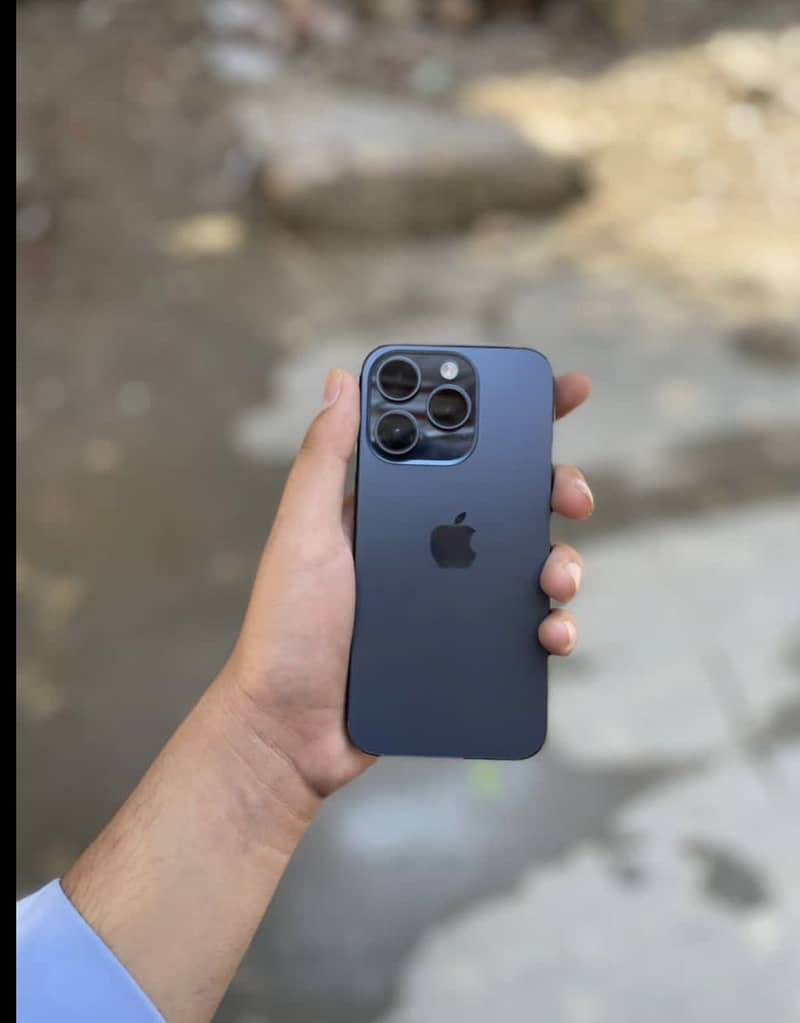 Iphone 15 pro 0