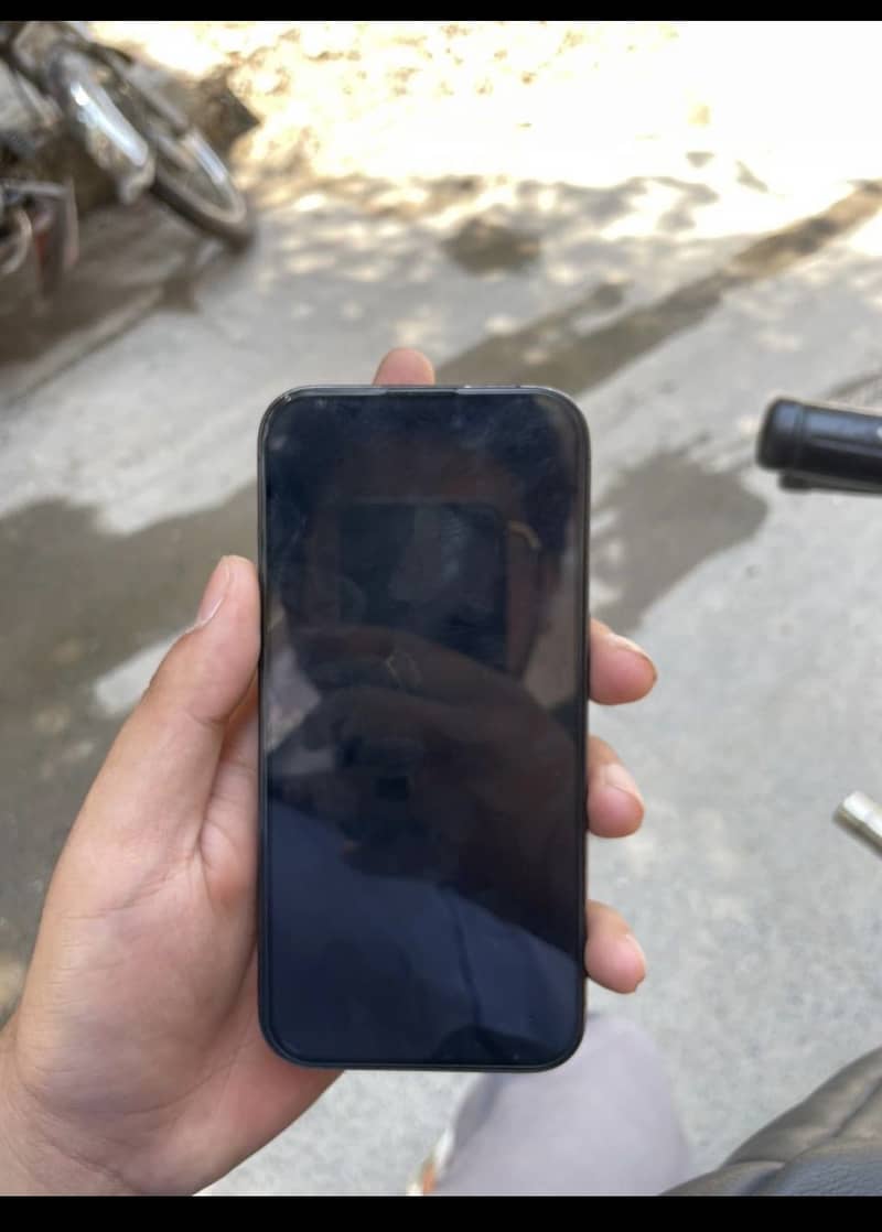 Iphone 15 pro 2