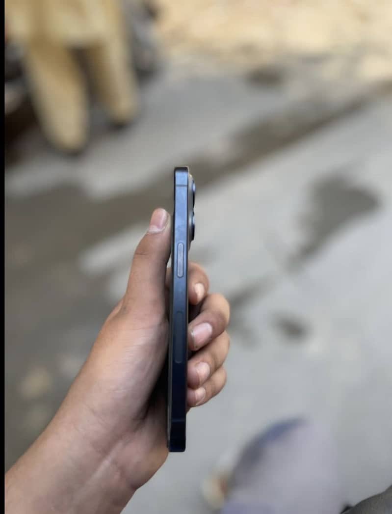 Iphone 15 pro 3