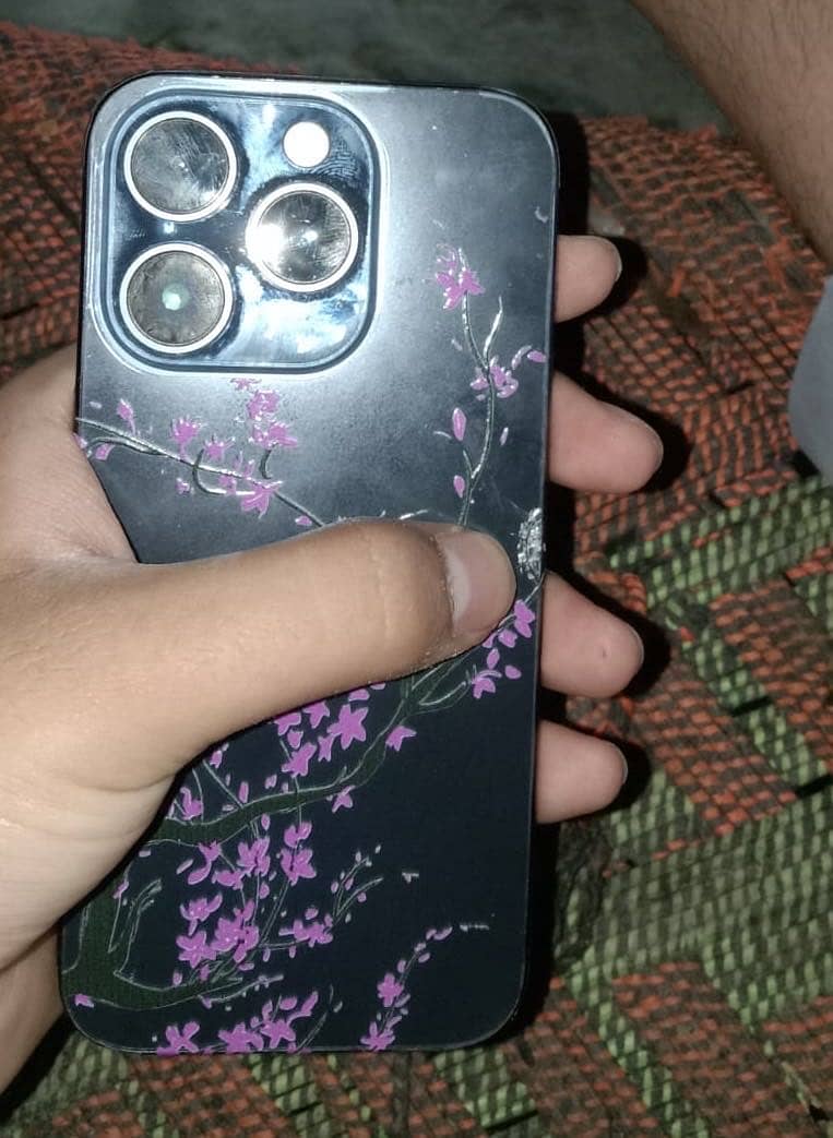 Iphone 15 pro 6