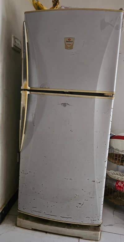 Dawlance fridge for sale 8/10 condition