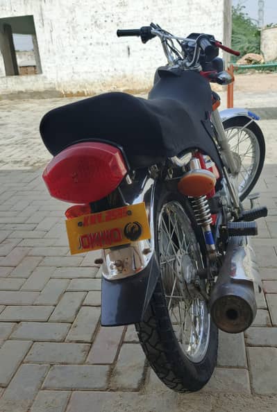 bike mi kohi kam nahi ha