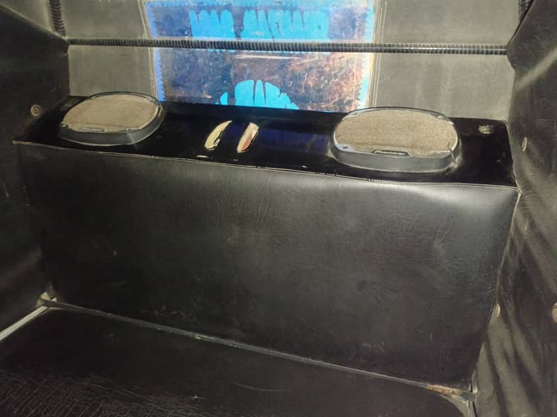 3 seater 7