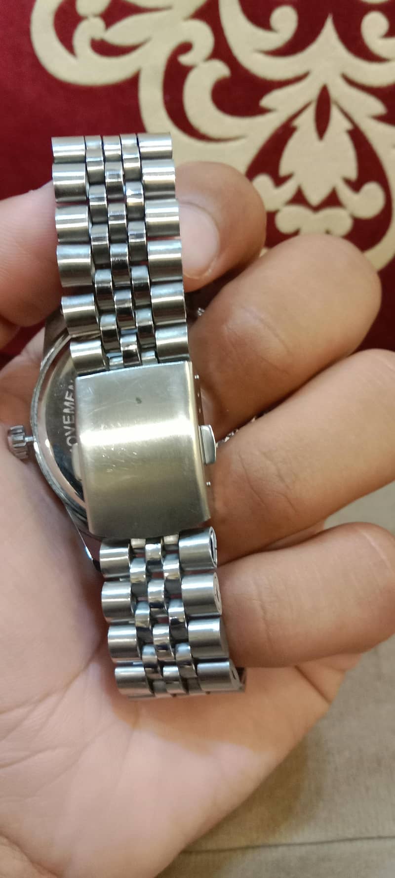 watch 1
