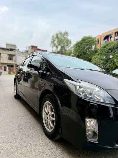 Toyota Prius 2010 S Touring / Solar Roof Package