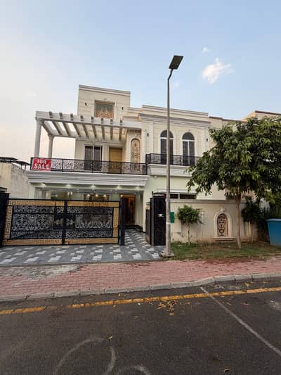 10 Marla Brand New Luxury House for Sale in Bahria Orchard Phase 1 Central Block 5 Beds