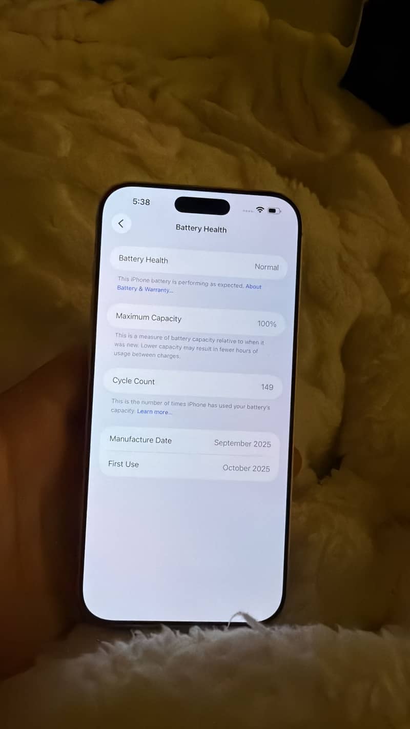 iPhone 17 pro max 4