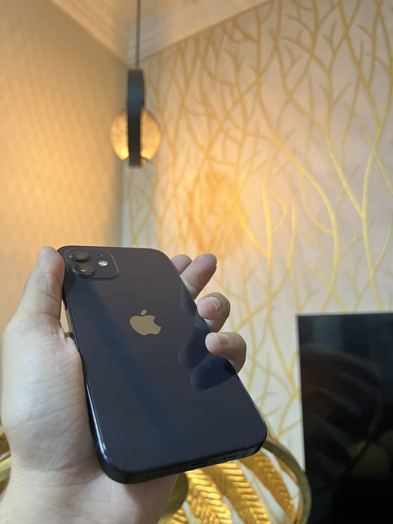 Iphone 12 3