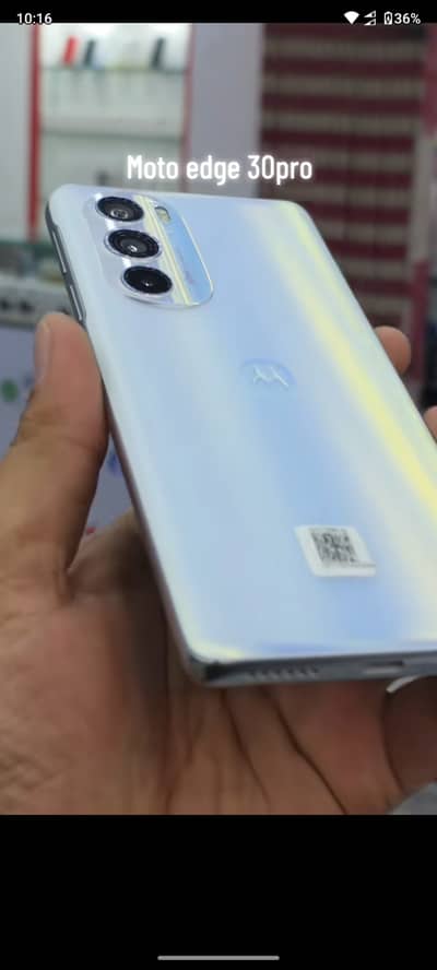 Matrola edge 30 pro