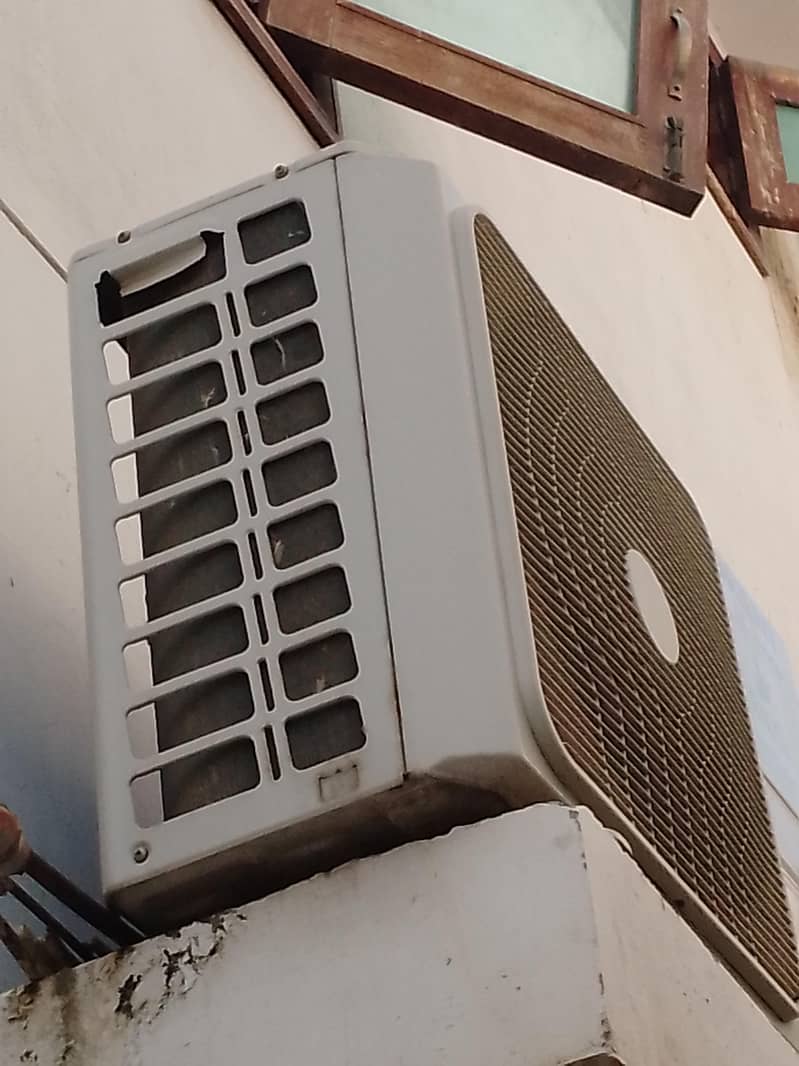 split DC inverter 7