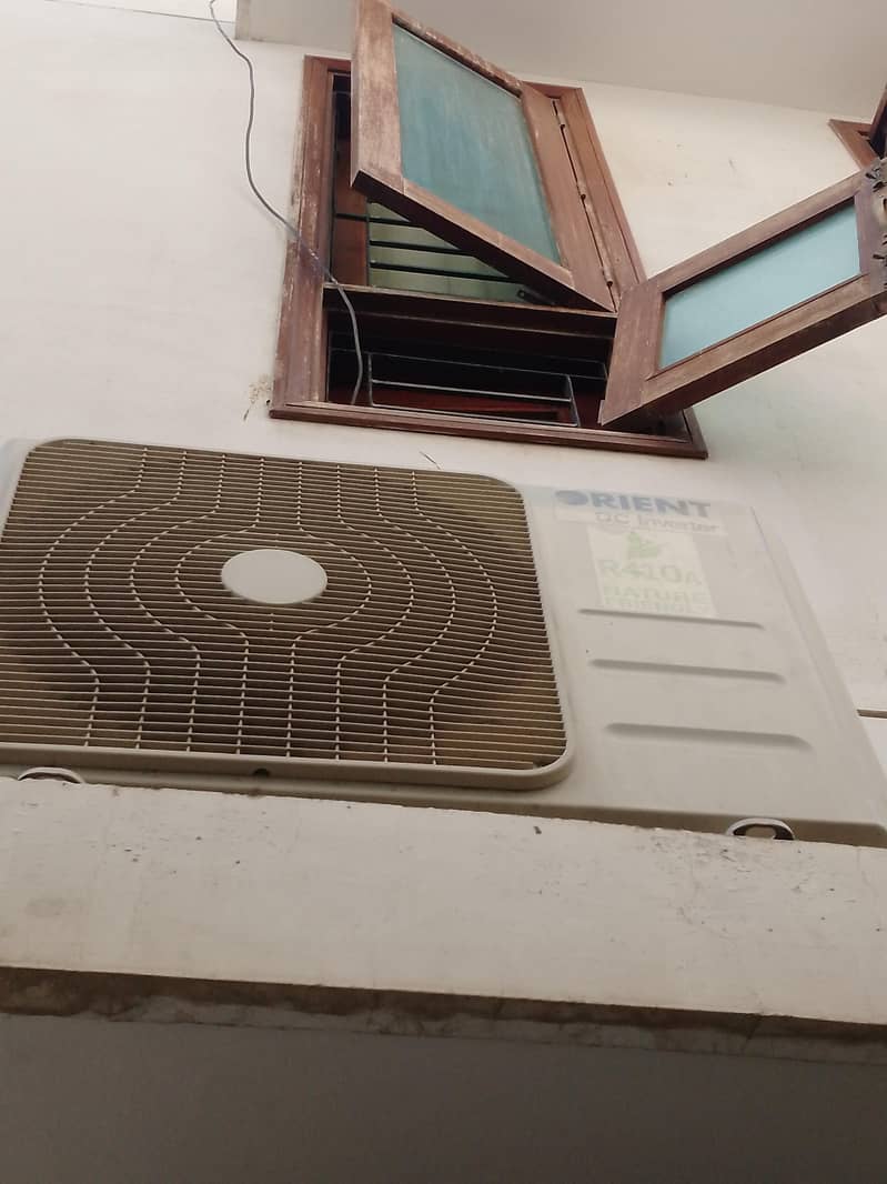 split DC inverter 9