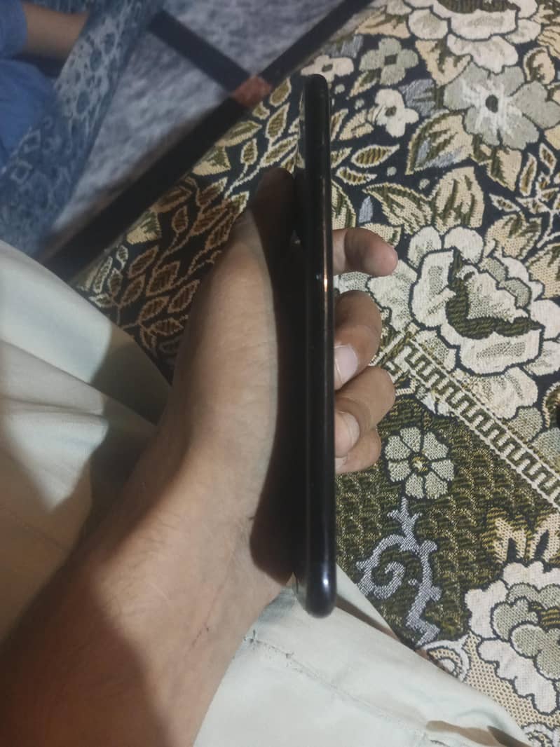 iphone 7 plus pta approved 5