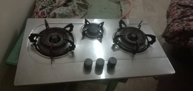 king Size 3burner Stove  Available For Sale Stainless Steel