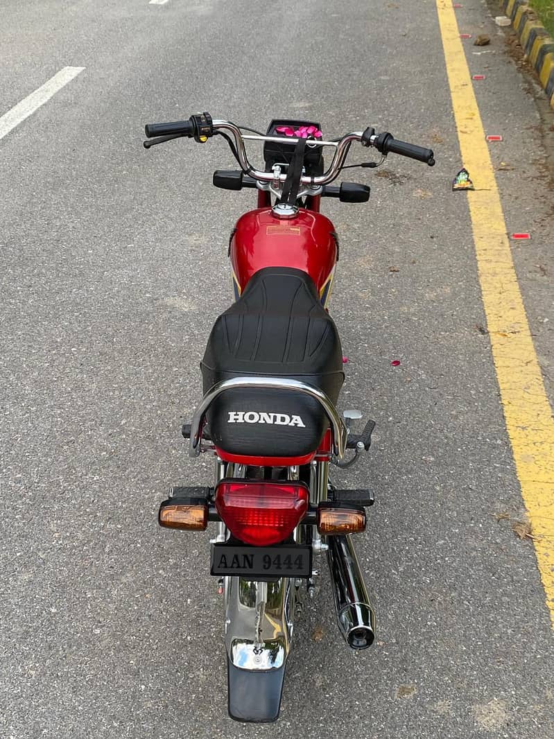Honda CD 70 4