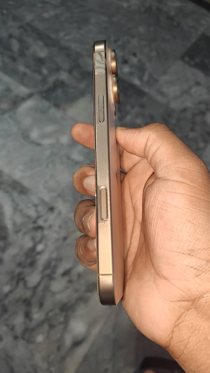 Iphone 16 pro max jv 1