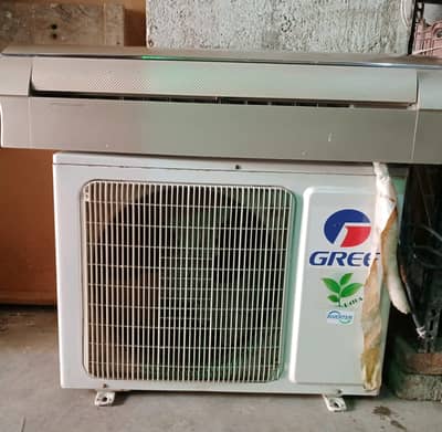 Gree Ac for Sale completer set indoor+outdoor good condition