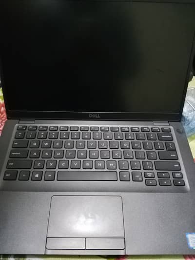 Dell laptop i5  8 generation  8gb ram and 256gb rom ssd