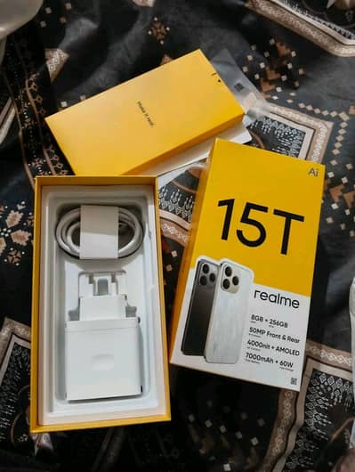 Realme 15t 8/256 5g