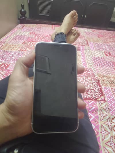 I phone xr convert 17 pro