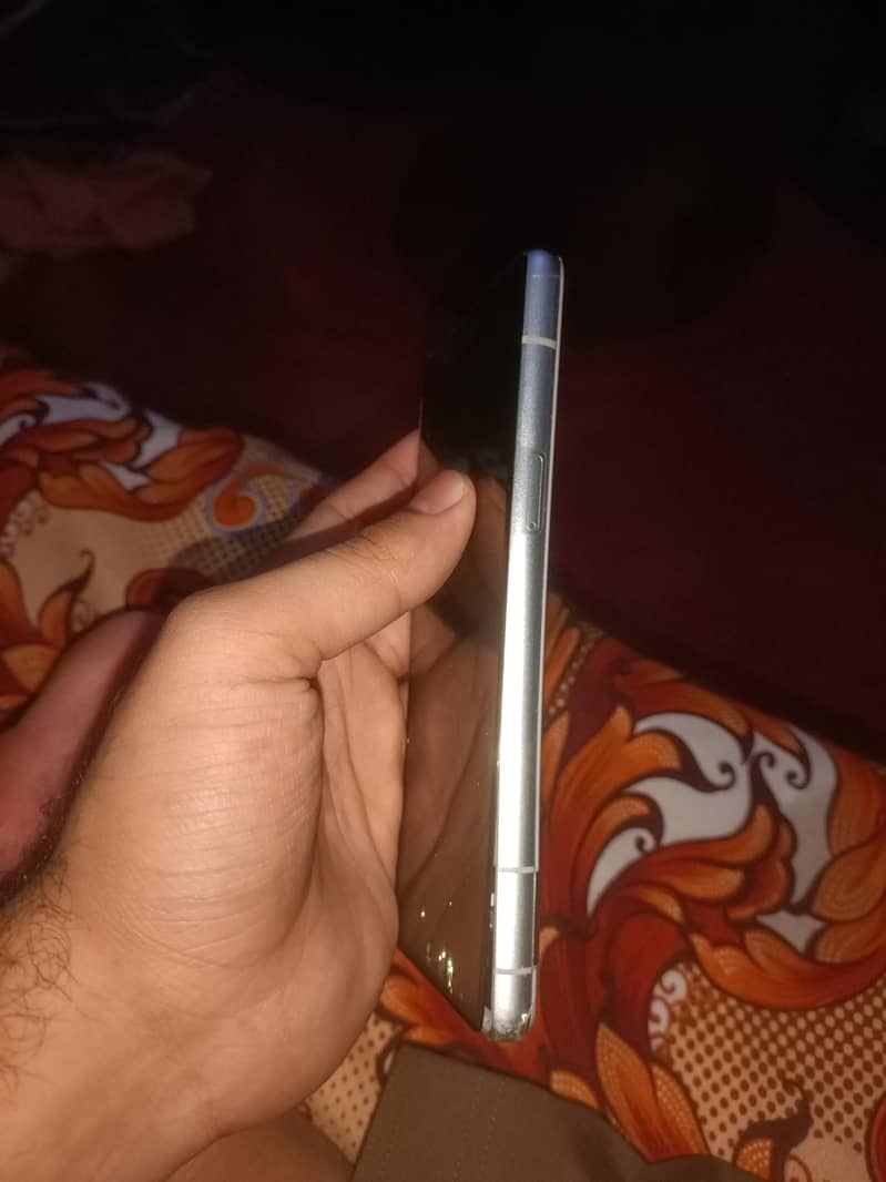 google pixel 7a 3