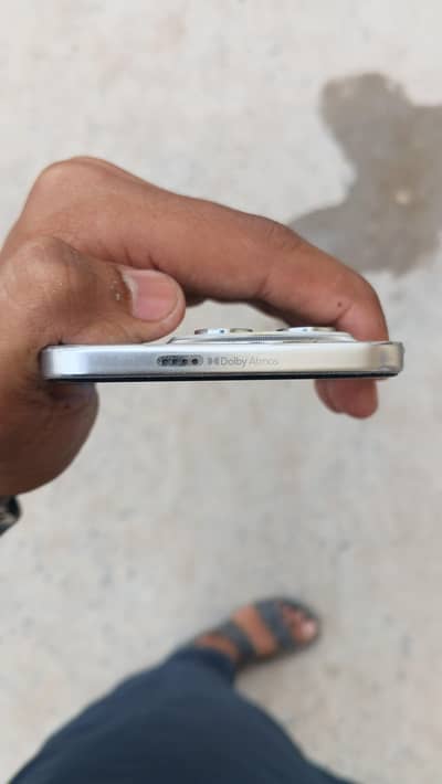 10/10condition with box,charger