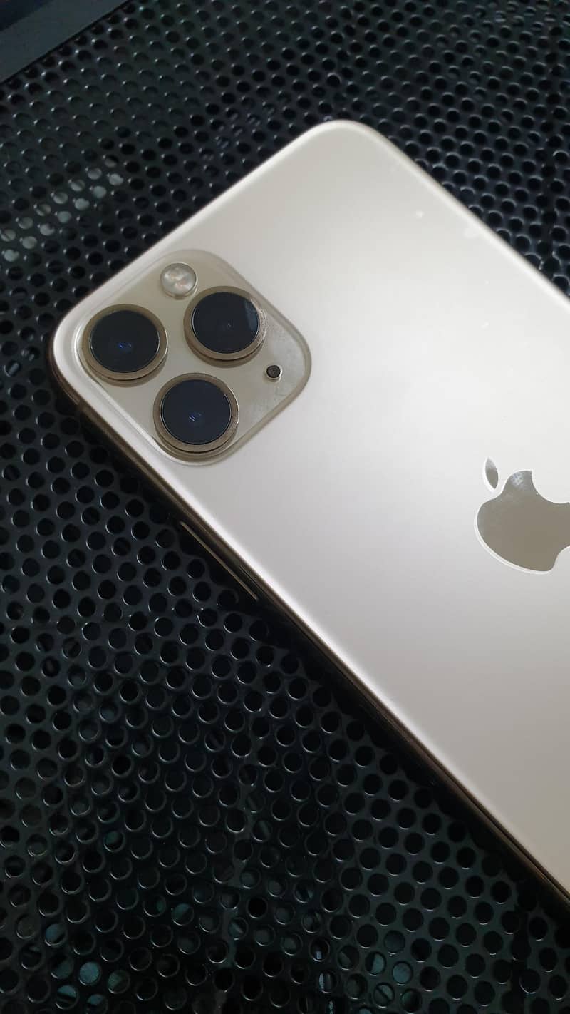 iPhone 11 Jv 1