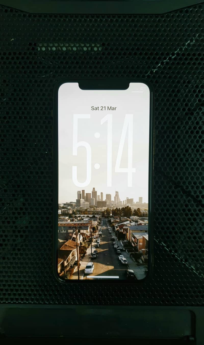 iPhone 11 Jv 6