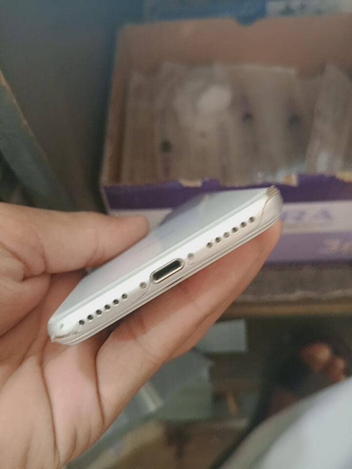 iphone 8 3