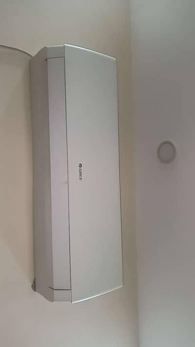 gree 1.5 ton split inverter ac