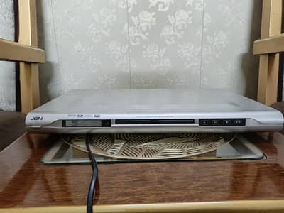 JBN DVD PLAYER DOLBY AUDIO MP3 PLAYER