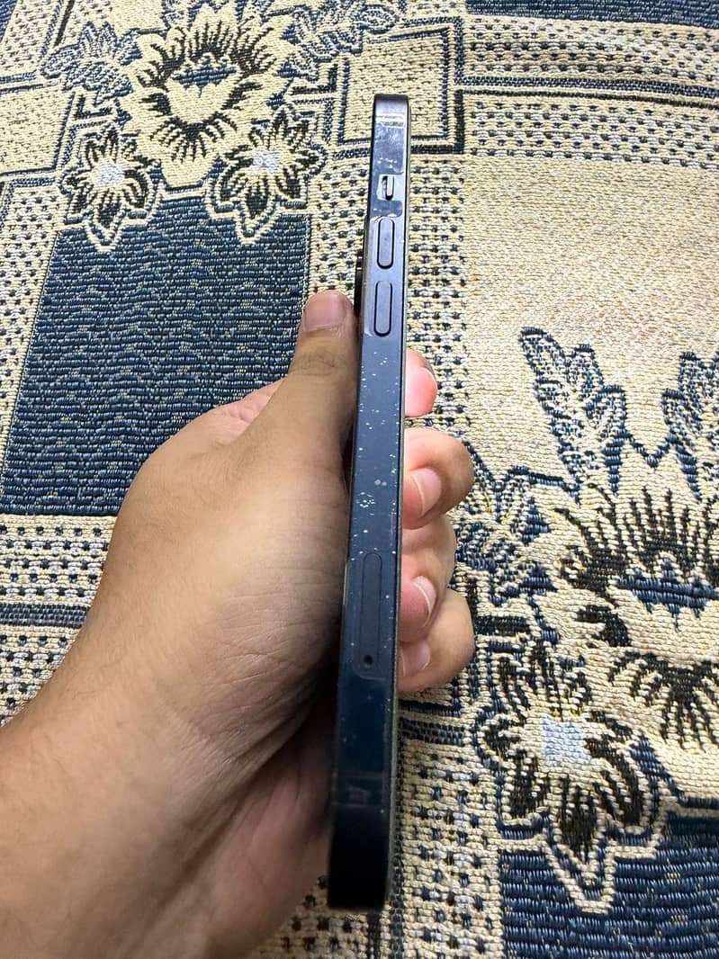Iphone 13 2