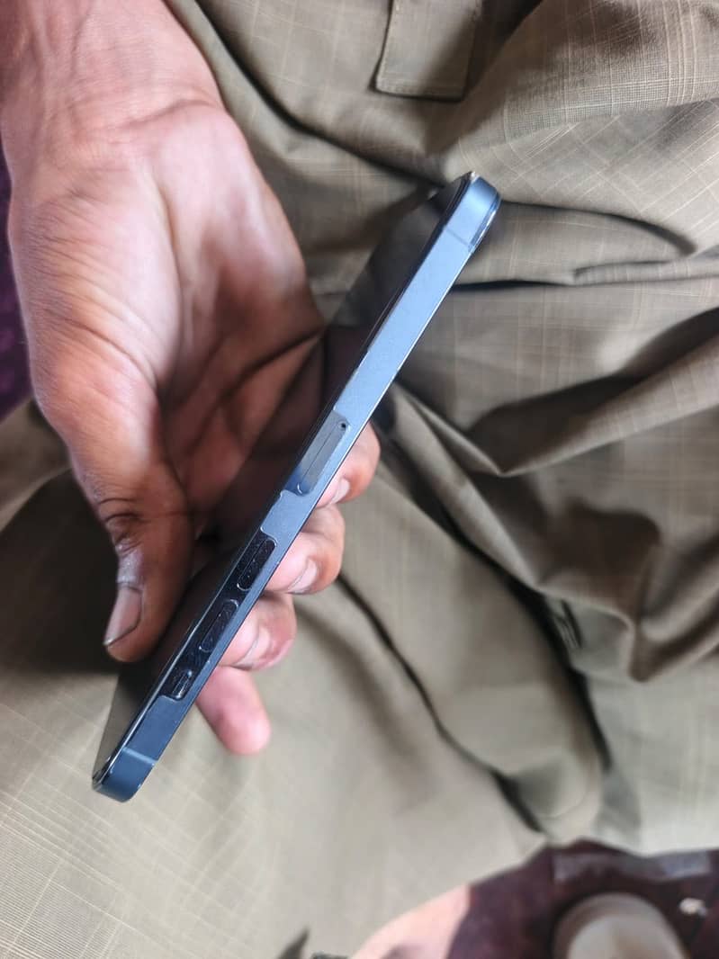 iPhone 13pro 2
