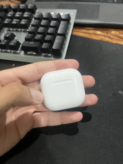 AirPods 4 With ANC