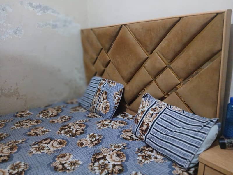 bed and side table with dressing 3