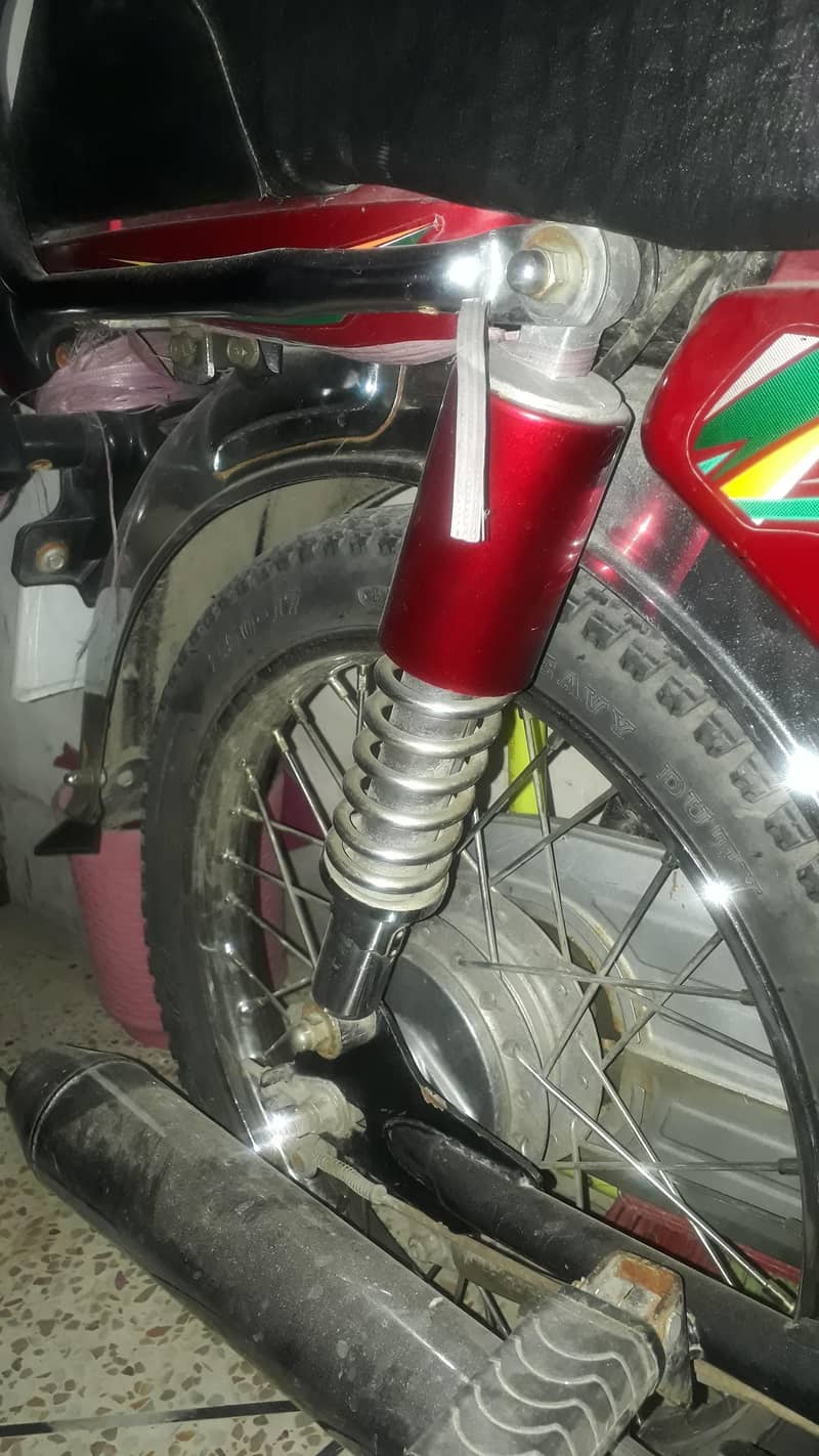 United 70cc 8