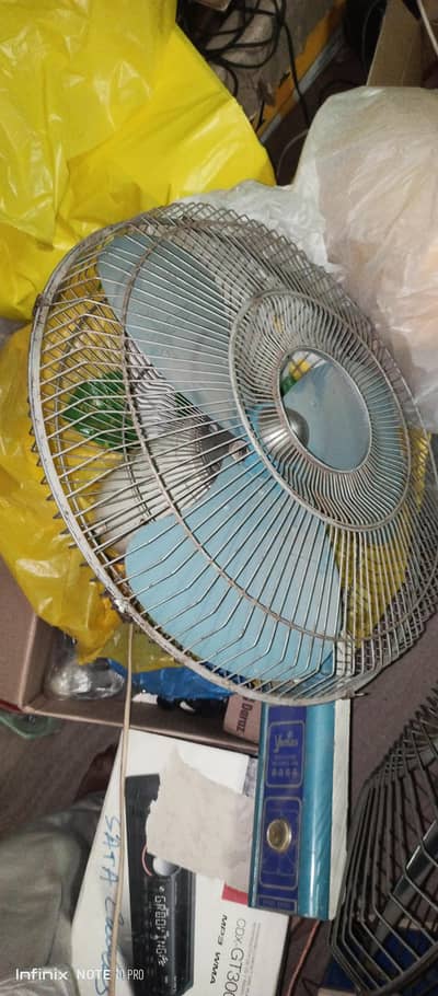Yunus bracket 18in ALL metal bracket fan
