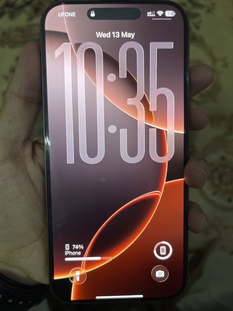 Iphone 16 pro max 1