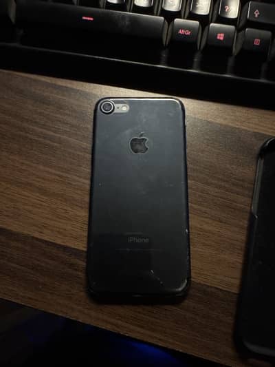 Iphone 7 PTA Approved (128 Genuine Phone)