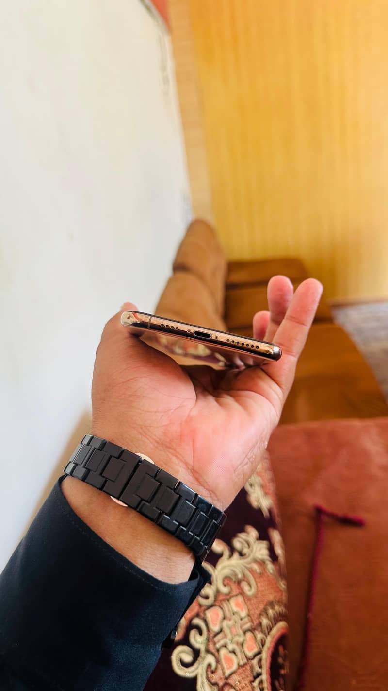 IPhone XS Max 1