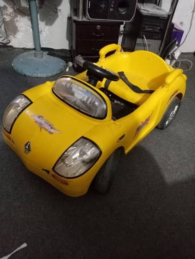 KIDS CAR REMOTE CONTROL IN BEST CONDITION