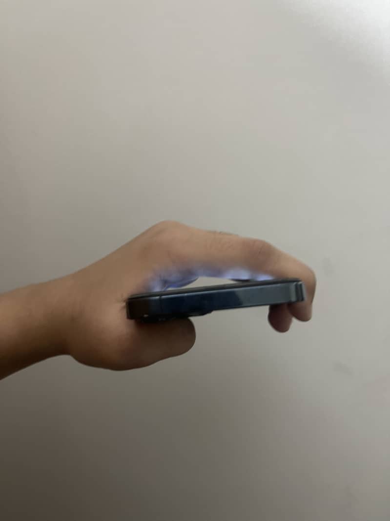 iPhone 12 pro 0